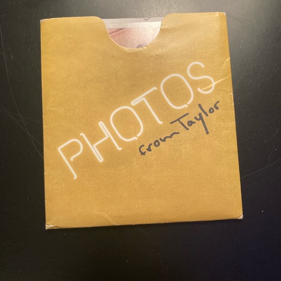 Taylor Swift 1989 photos! - Picture 2 of 11